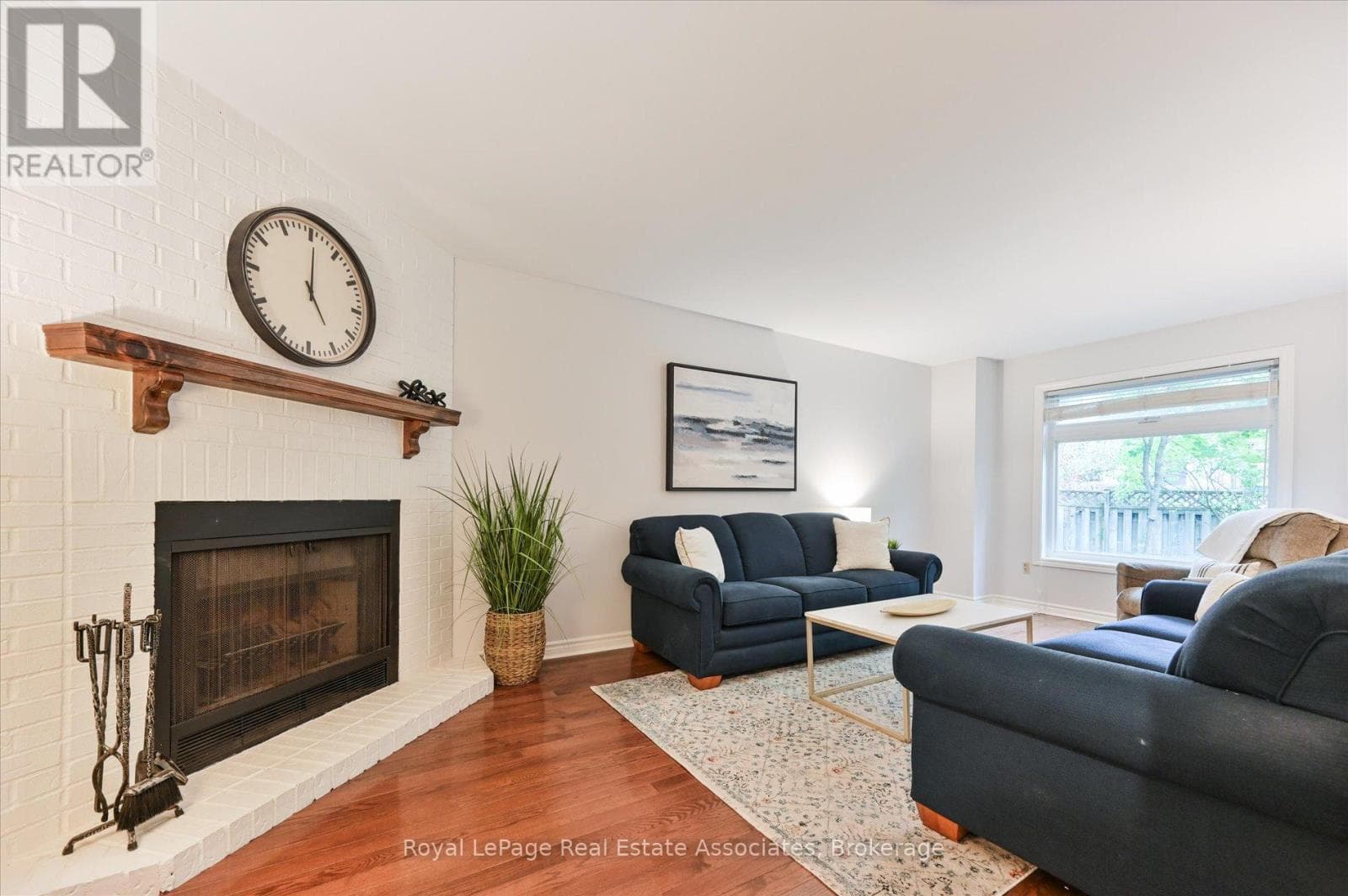 Single Family at 7164 Danton Promenade, Mississauga (Meadowvale), Ontario - Photo 10 - RE/MAX Garden City Realty