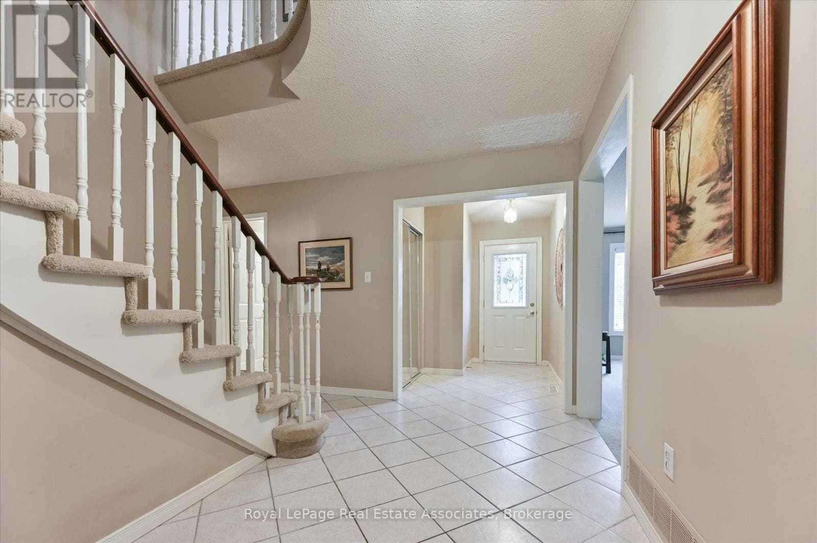Single Family at 7164 Danton Promenade, Mississauga (Meadowvale), Ontario - Photo 6 - RE/MAX Garden City Realty