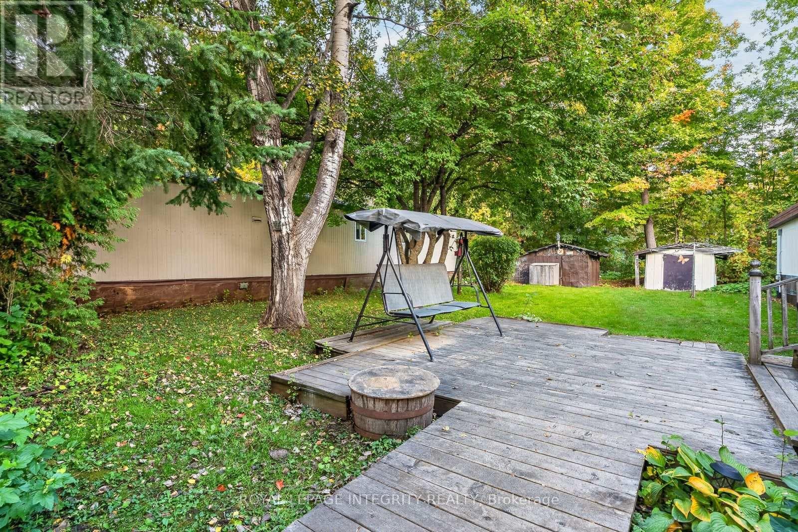Single Family at 32- 7481 Mitch Owens Road, Ottawa, Ontario - Photo 6 - RE/MAX Garden City Realty