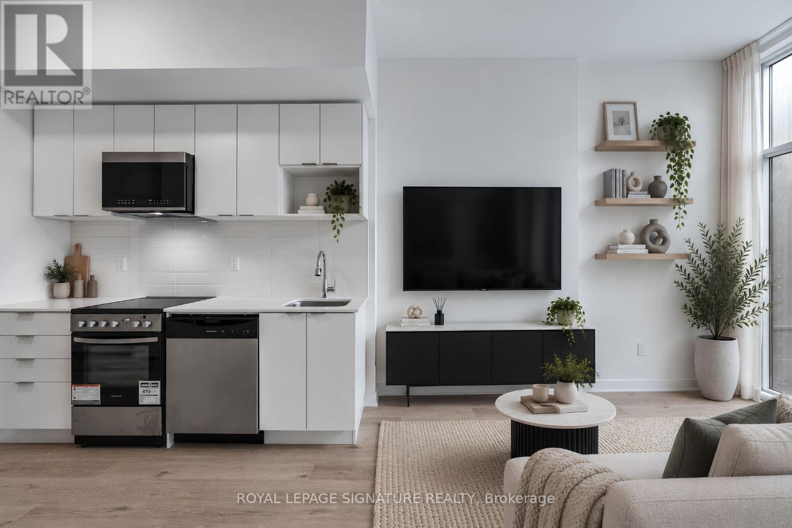 101- 4569 Kingston Road