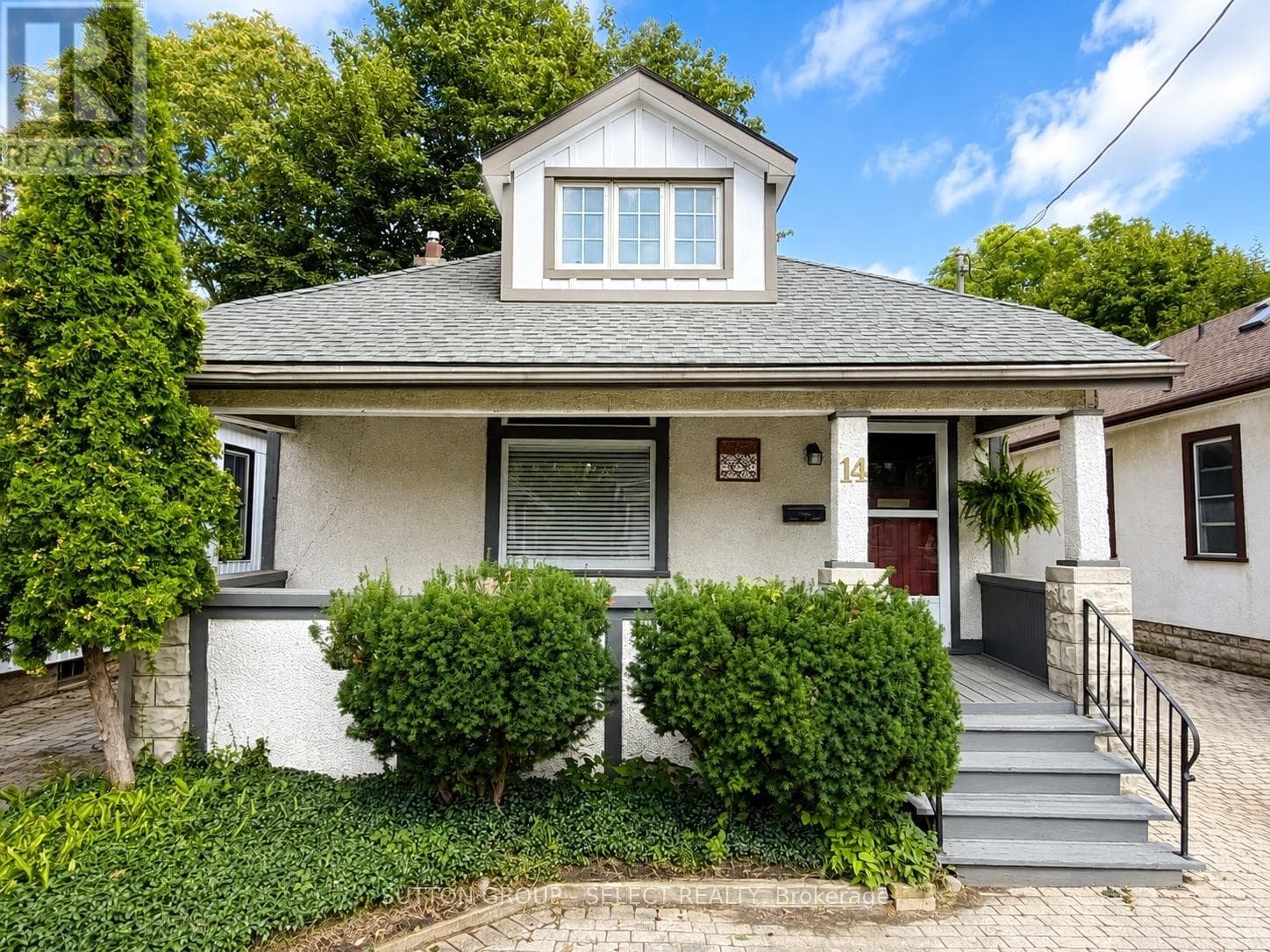 Single Family at 14 Arthur Street, London East (East F), Ontario - Photo 2 - RE/MAX Garden City Realty