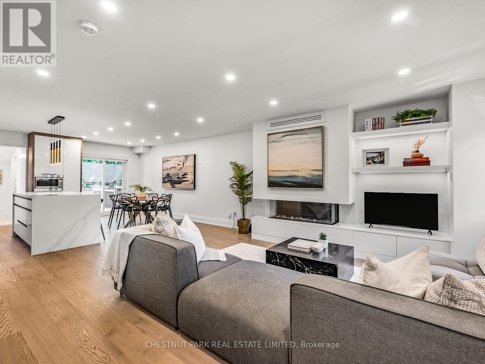 Single Family at 629 Duplex Avenue, Toronto (Lawrence Park South), Ontario - Photo 7 - RE/MAX Garden City Realty
