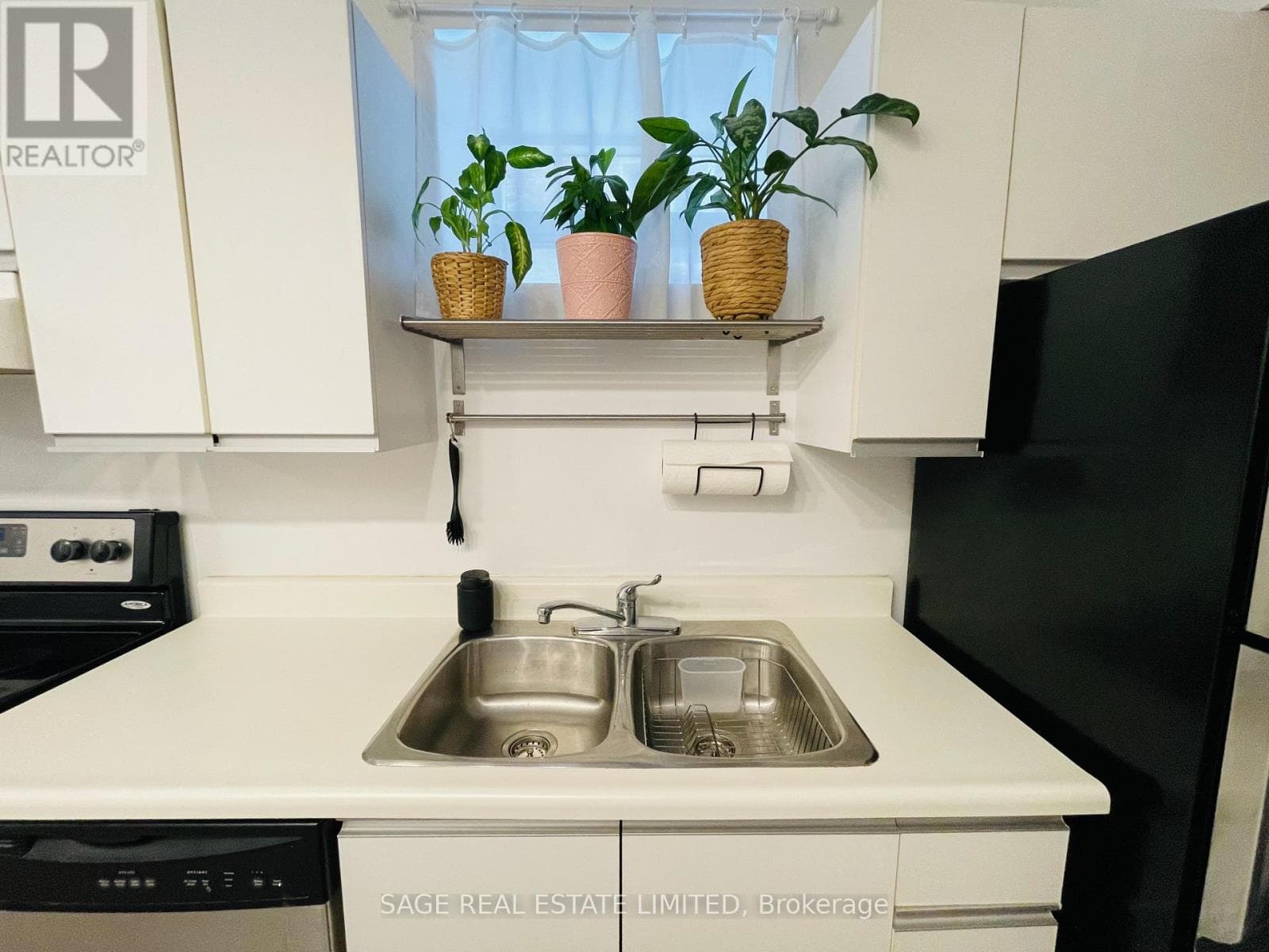 Multi-family at 5- 296 Runnymede Road, Toronto (Runnymede-Bloor West Village), Ontario - Photo 10 - RE/MAX Garden City Realty