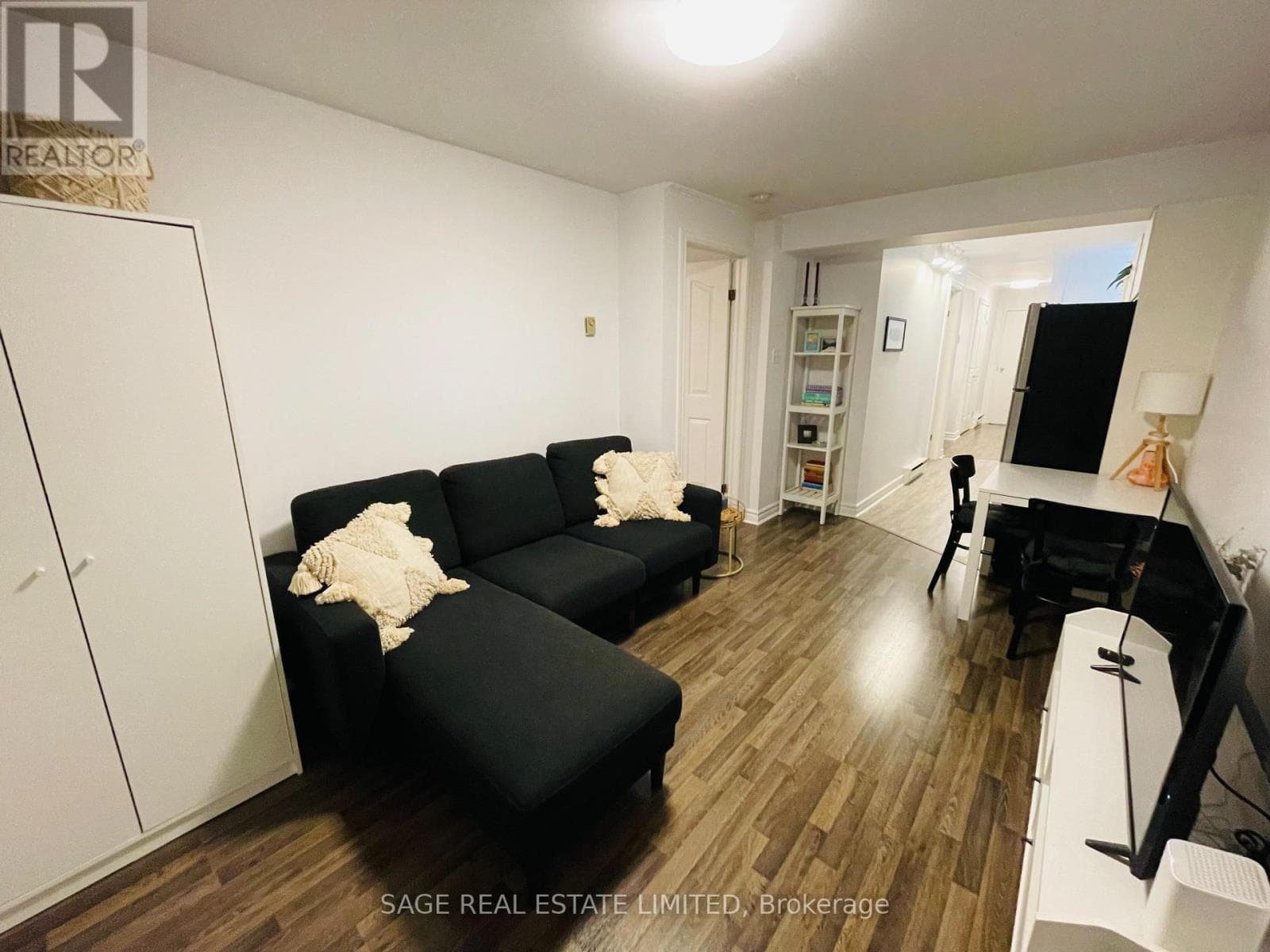 Multi-family at 5- 296 Runnymede Road, Toronto (Runnymede-Bloor West Village), Ontario - Photo 3 - RE/MAX Garden City Realty