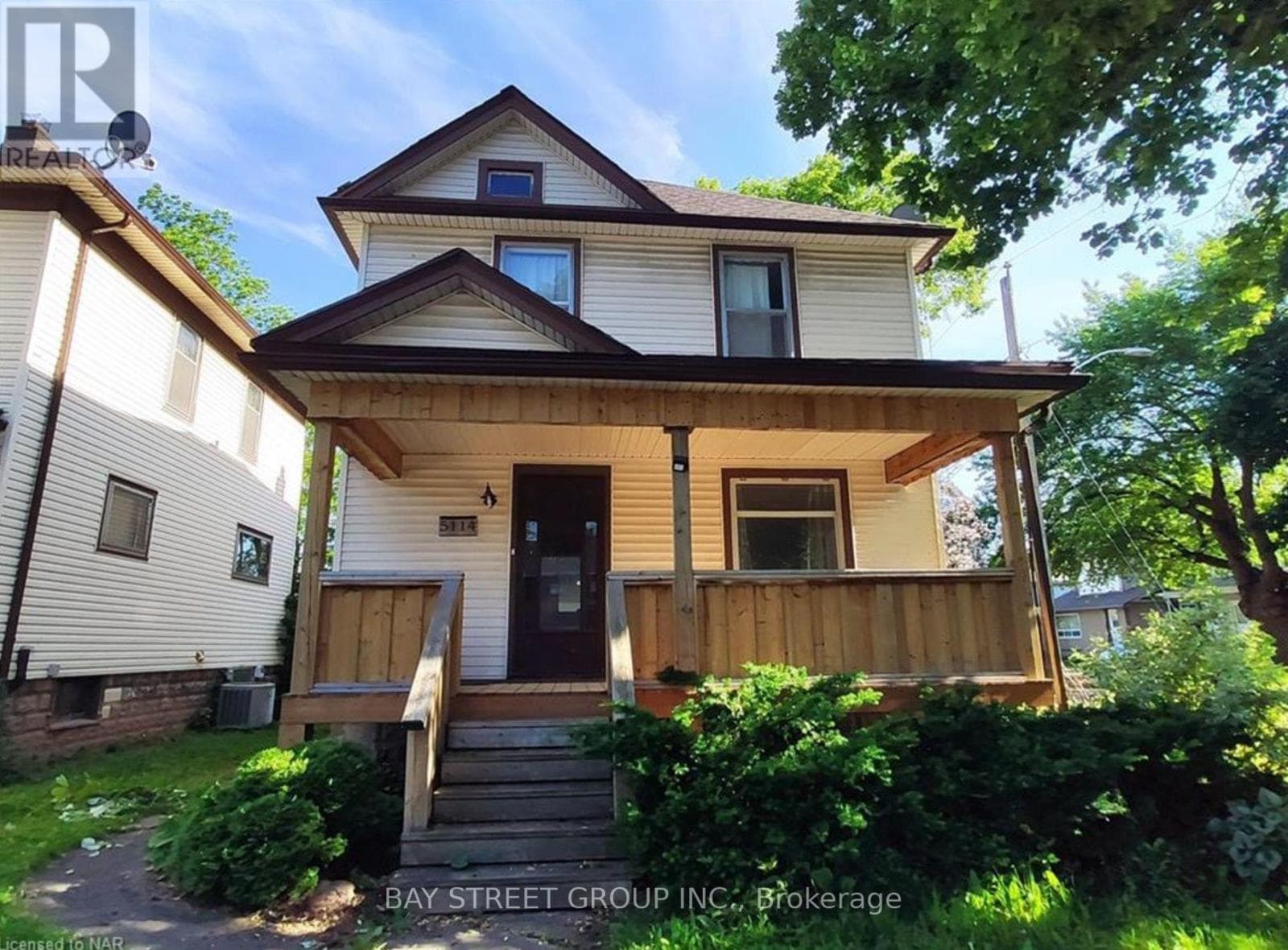Upper- 5114 Mcrae Street