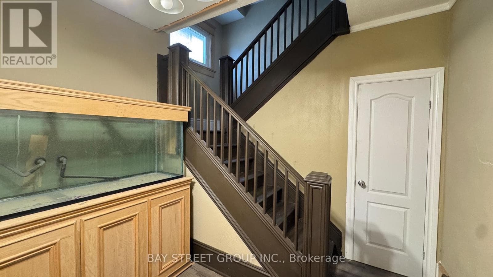 Multi-family at Upper- 5114 Mcrae Street, Niagara Falls (Cherrywood), Ontario - Photo 2 - RE/MAX Garden City Realty