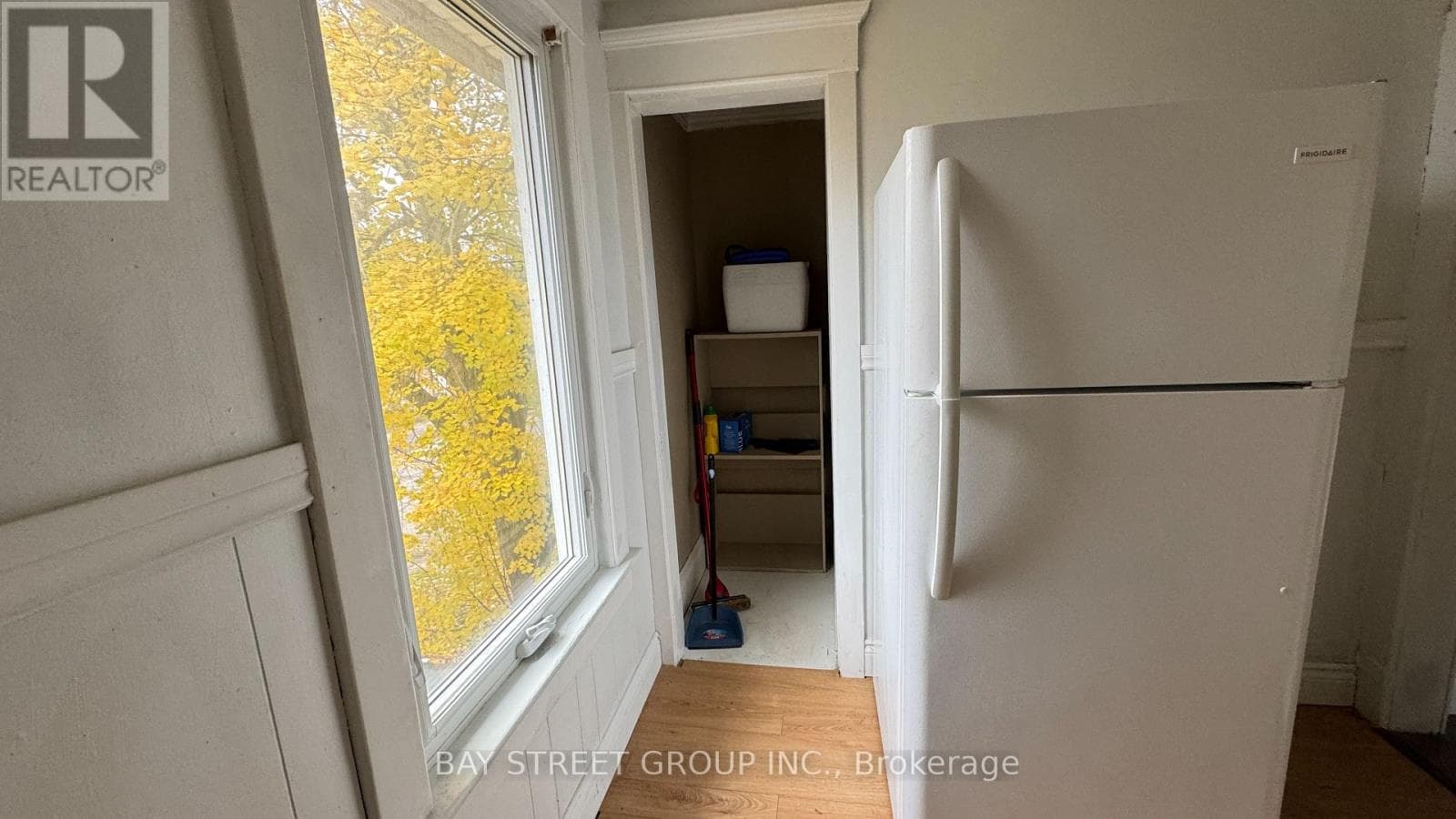 Multi-family at Upper- 5114 Mcrae Street, Niagara Falls (Cherrywood), Ontario - Photo 5 - RE/MAX Garden City Realty