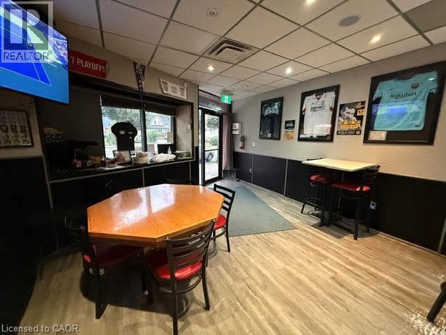 Business at 4736 VALLEY WAY, Niagara Falls, Ontario - Photo 4 - RE/MAX Garden City Realty