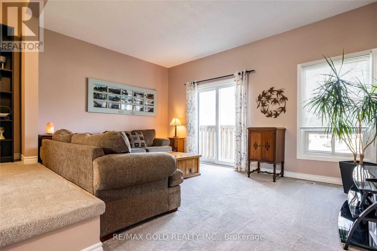Single Family at 15- 6 Loconder Drive, Hamilton (Randall), Ontario - Photo 3 - RE/MAX Garden City Realty