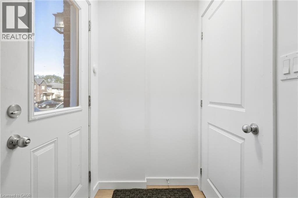 Single Family at 383 CHAFFEY Street, Welland, Ontario - Photo 3 - RE/MAX Garden City Realty