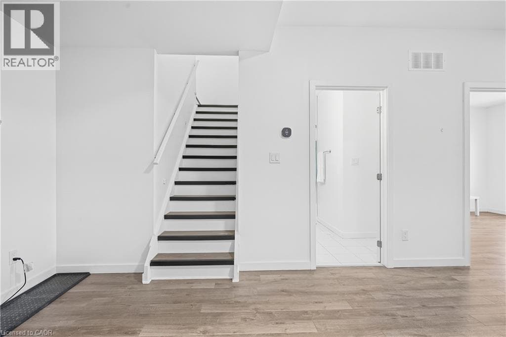 Single Family at 383 CHAFFEY Street, Welland, Ontario - Photo 8 - RE/MAX Garden City Realty