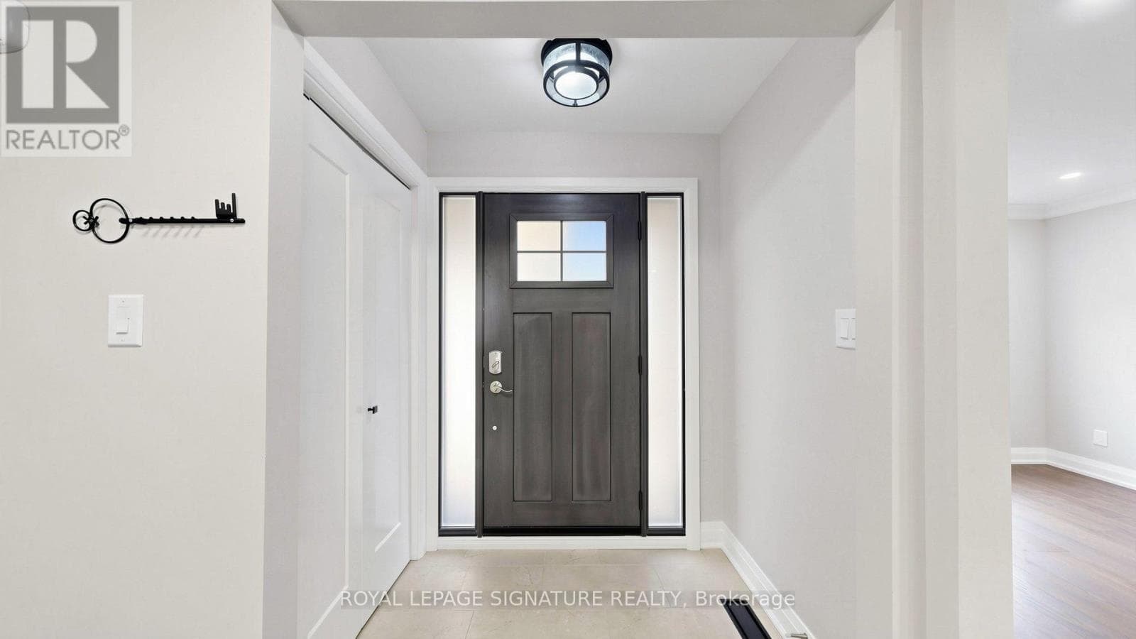 Single Family at 62 Emeline Crescent, Markham (Markham Village), Ontario - Photo 3 - RE/MAX Garden City Realty