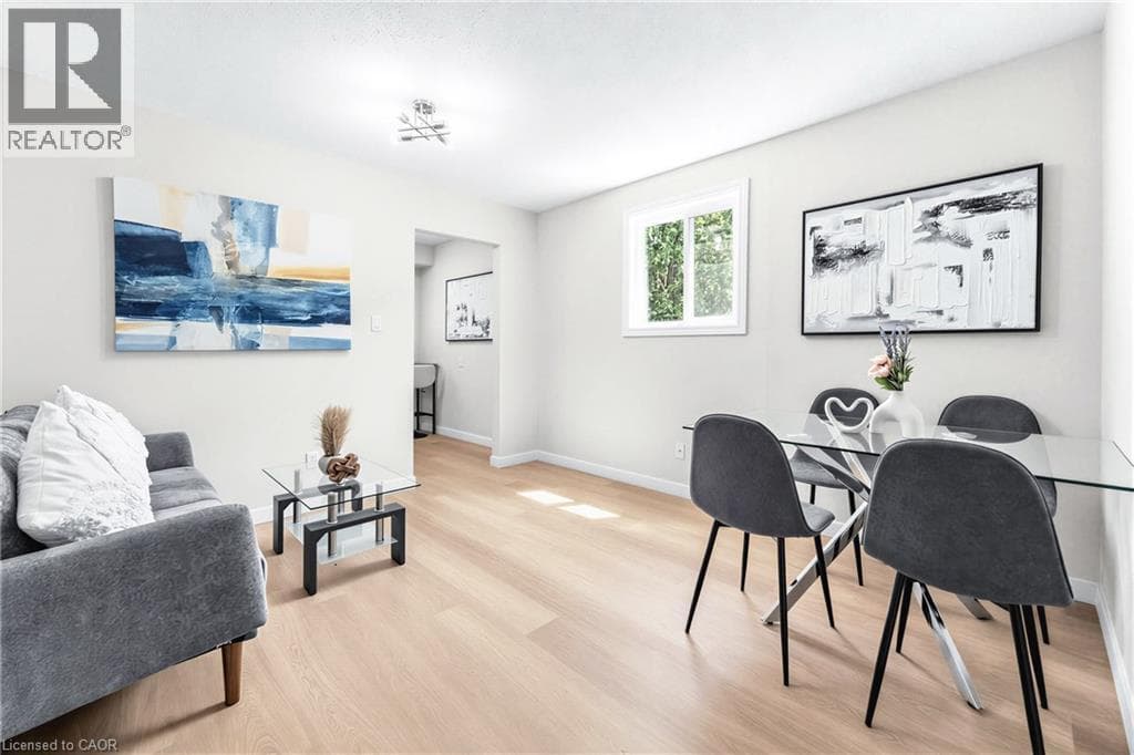 Single Family at A- 506 LONELM Court, Waterloo, Ontario - Photo 4 - RE/MAX Garden City Realty