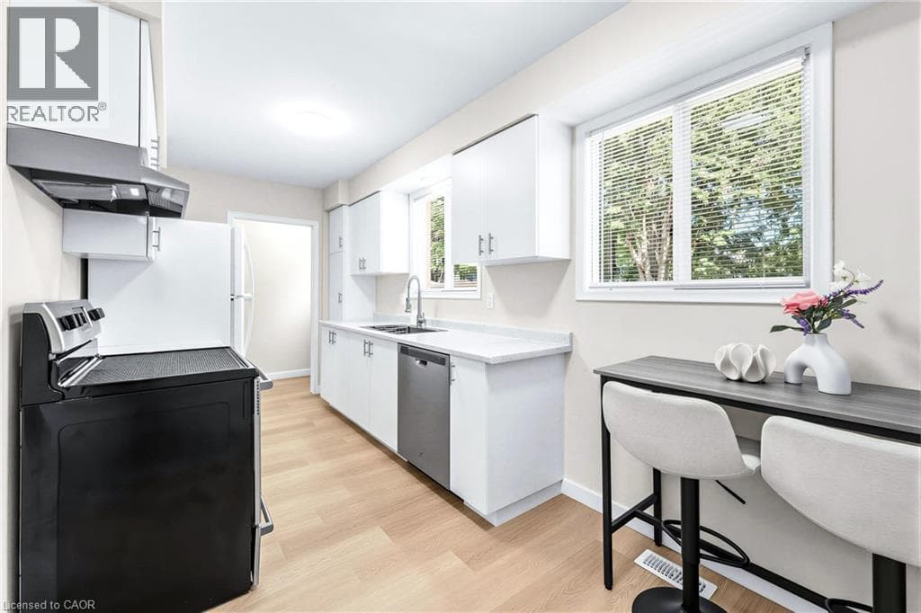 Single Family at A- 506 LONELM Court, Waterloo, Ontario - Photo 8 - RE/MAX Garden City Realty