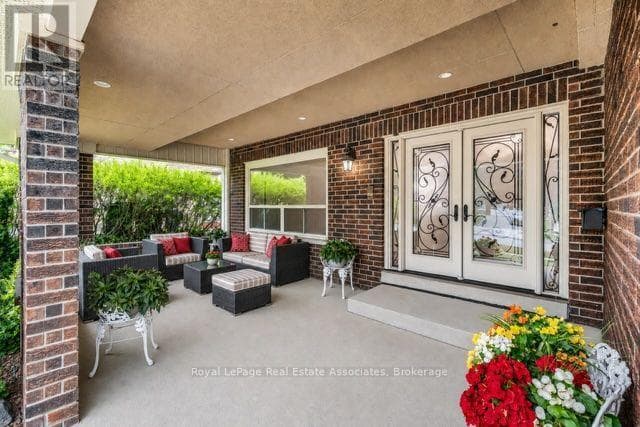 2529 Claymore Crescent