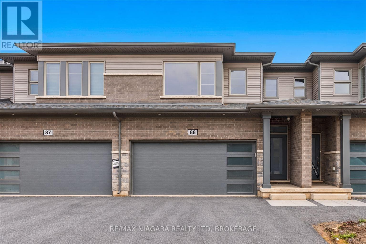 88- 4552 PORTAGE Road