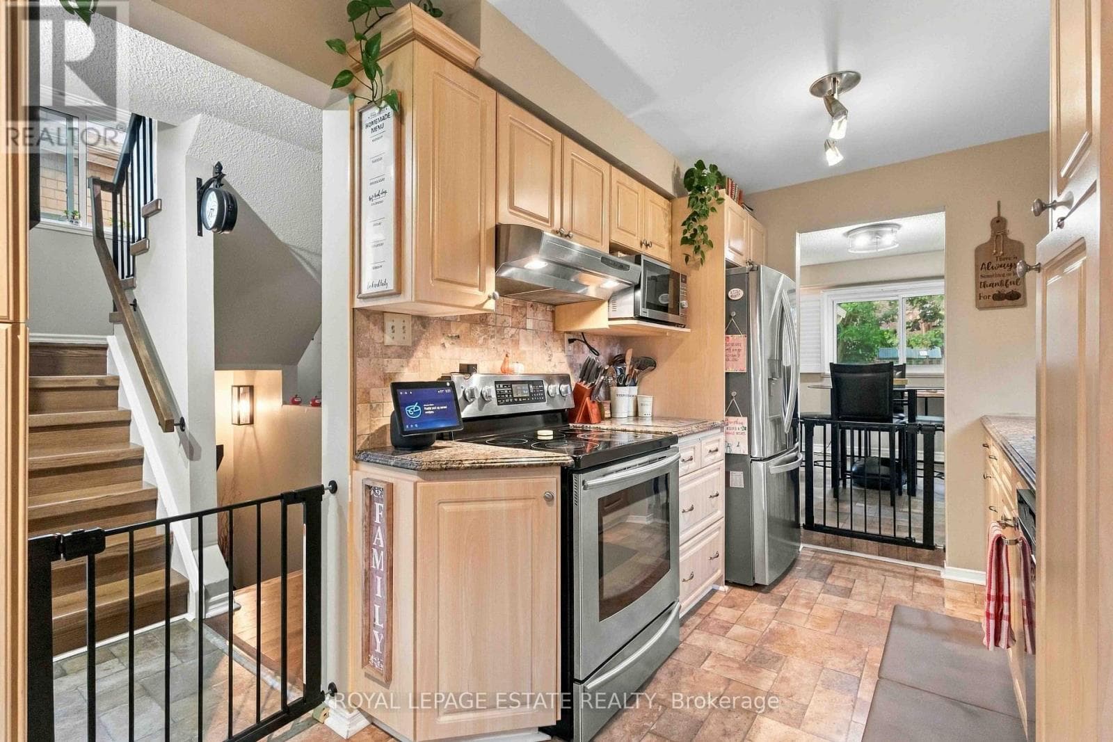 Single Family at 228 Rands Road, Ajax (South West), Ontario - Photo 5 - RE/MAX Garden City Realty