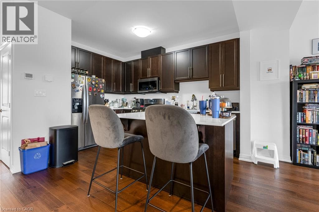 Single Family at 4879 CONNOR Drive, Beamsville, Ontario - Photo 3 - RE/MAX Garden City Realty