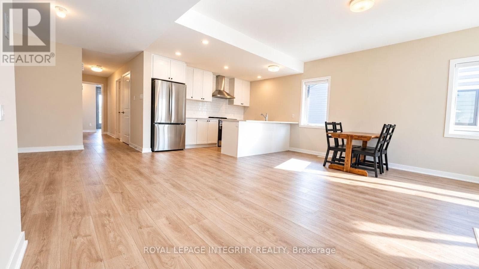 Single Family at 515 Celestine Private, Ottawa, Ontario - Photo 4 - RE/MAX Garden City Realty