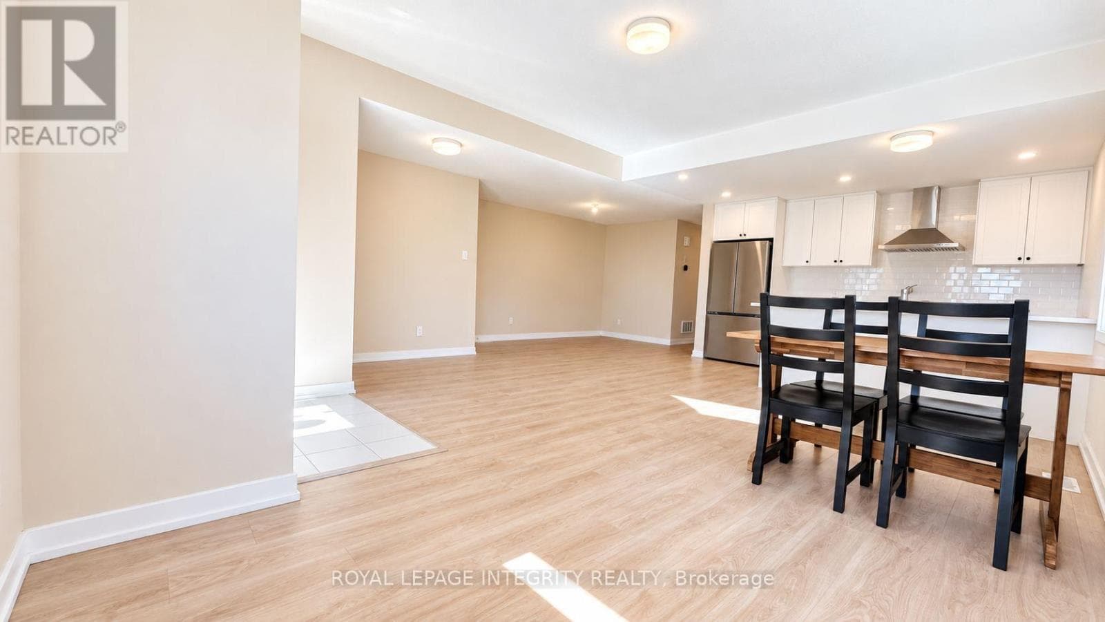 Single Family at 515 Celestine Private, Ottawa, Ontario - Photo 6 - RE/MAX Garden City Realty