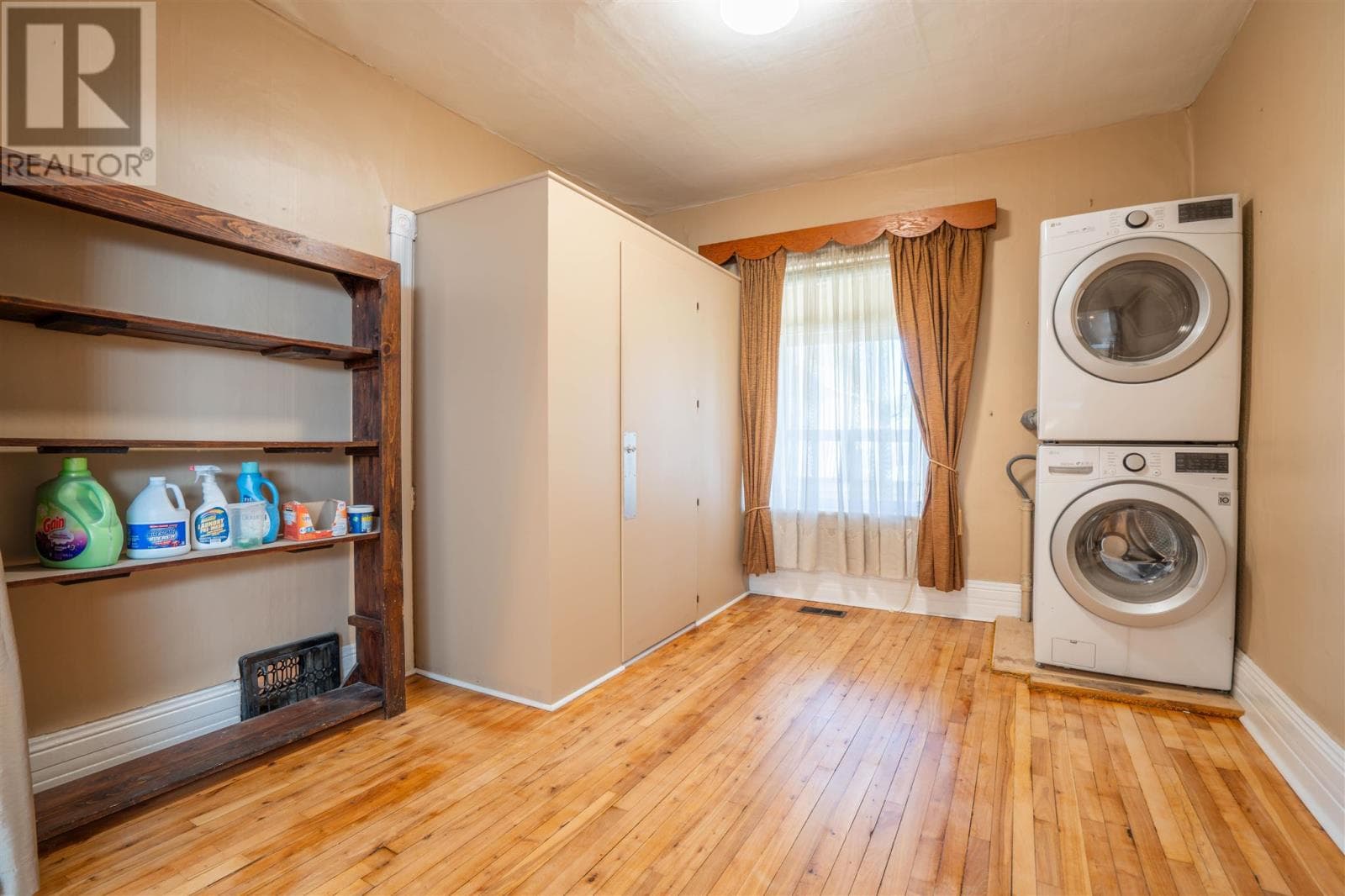 Single Family at , Sault Ste Marie, Ontario - Photo 6 - RE/MAX Garden City Realty