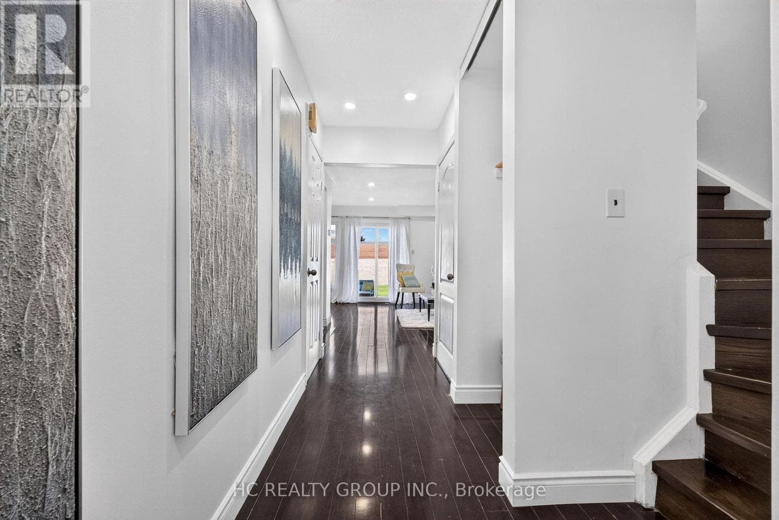 10- 50 Blackwell Avenue