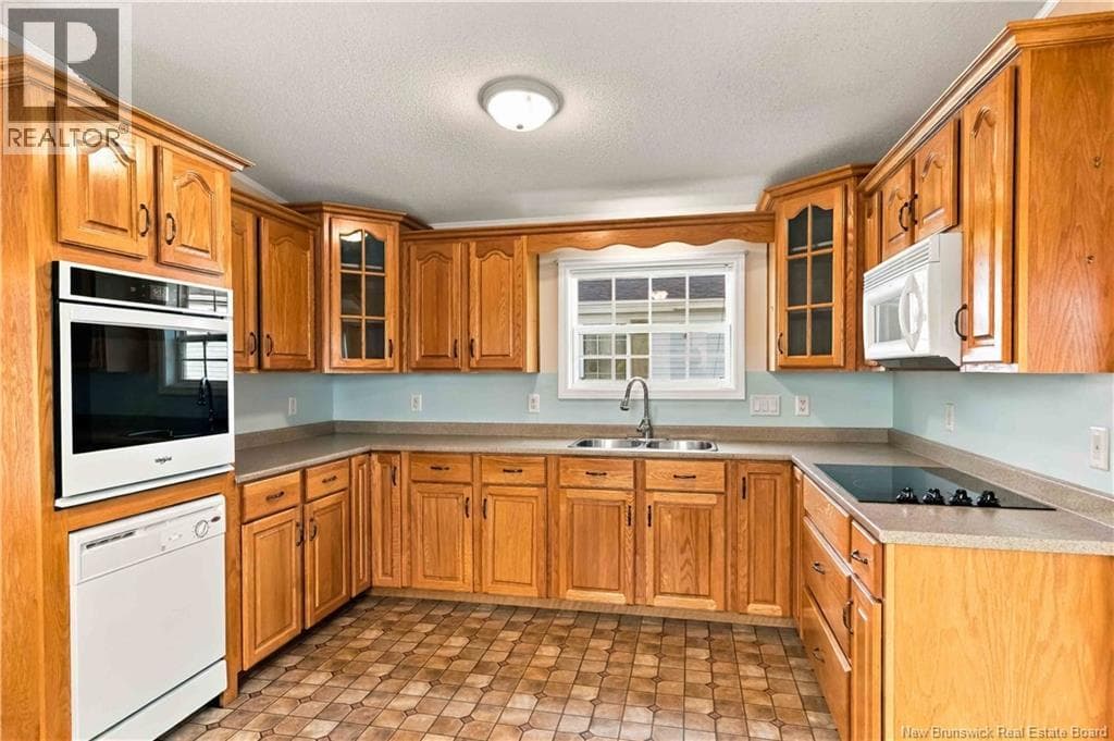 Single Family at , Lincoln, New Brunswick - Photo 2 - RE/MAX Garden City Realty