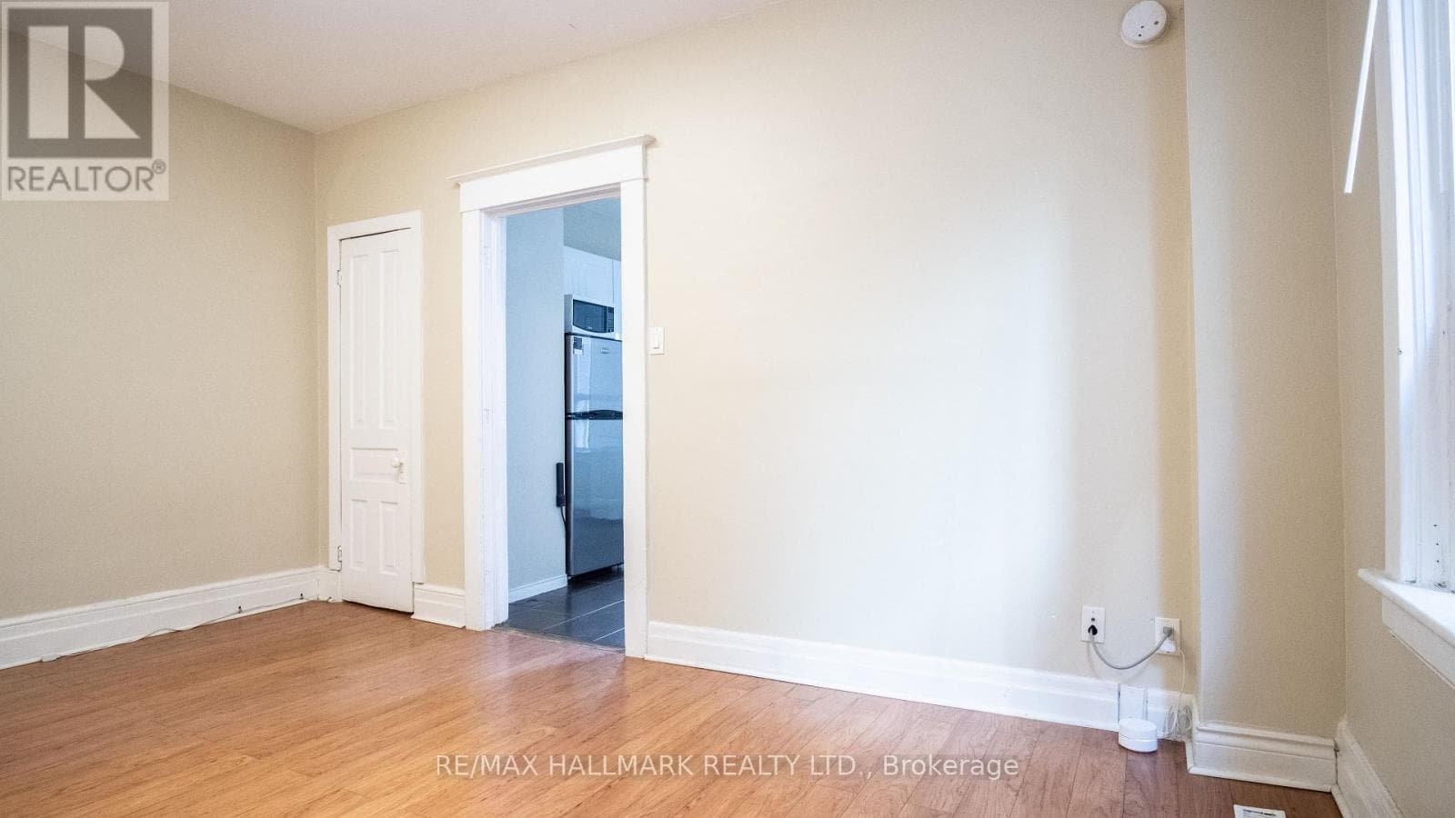 Multi-family at 3- 560 Jones Avenue, Toronto (Blake-Jones), Ontario - Photo 9 - RE/MAX Garden City Realty