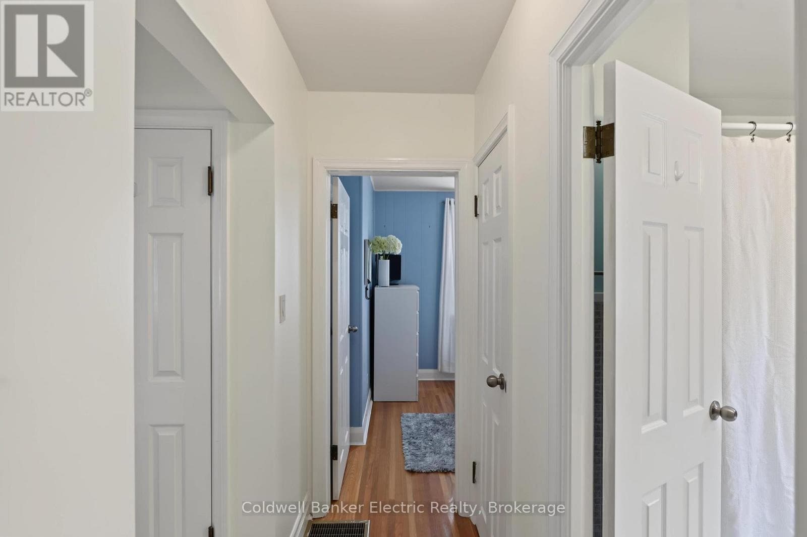 Single Family at 440 Howden Street, Peterborough (Otonabee Ward 1), Ontario - Photo 10 - RE/MAX Garden City Realty