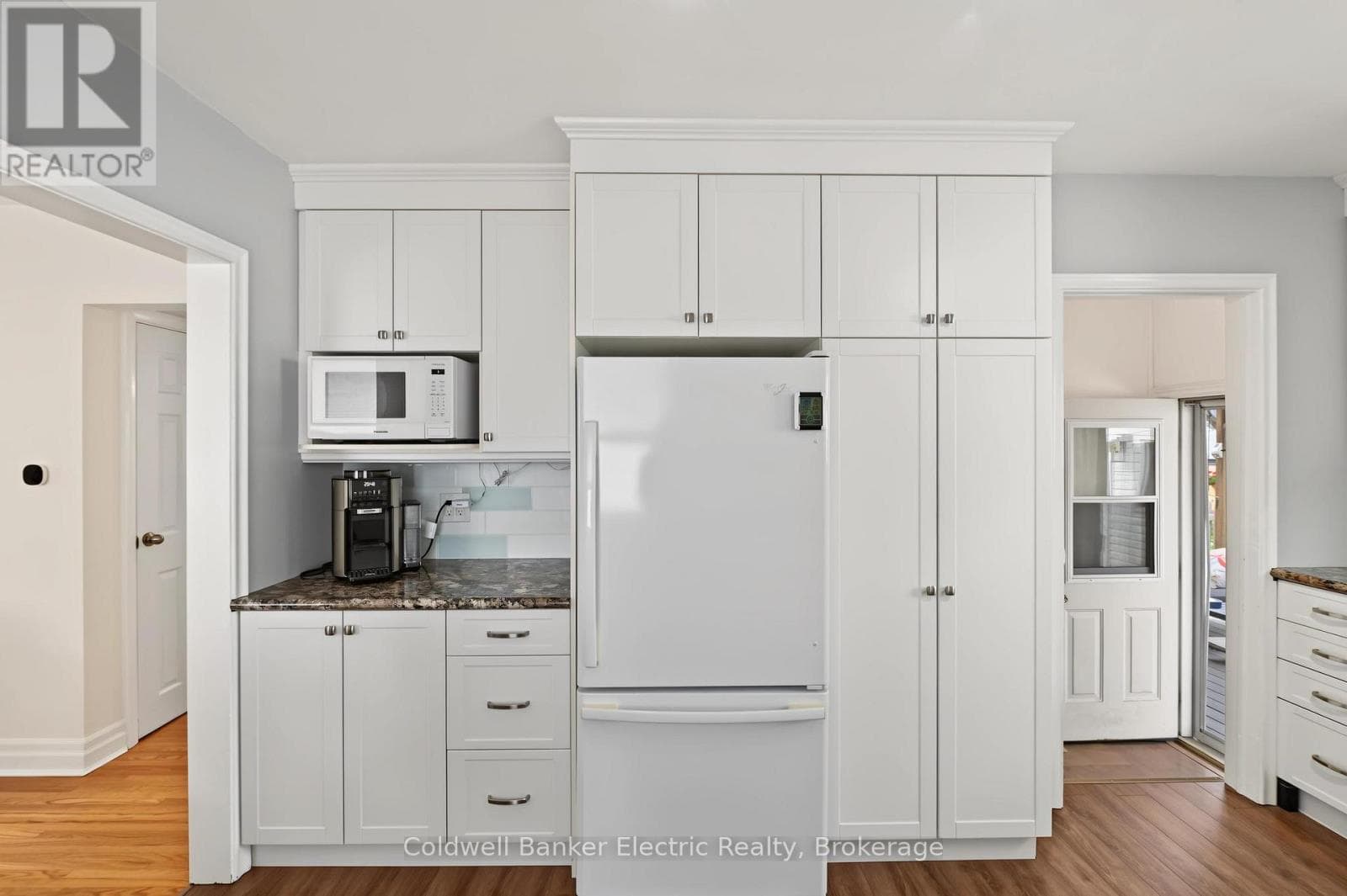 Single Family at 440 Howden Street, Peterborough (Otonabee Ward 1), Ontario - Photo 6 - RE/MAX Garden City Realty