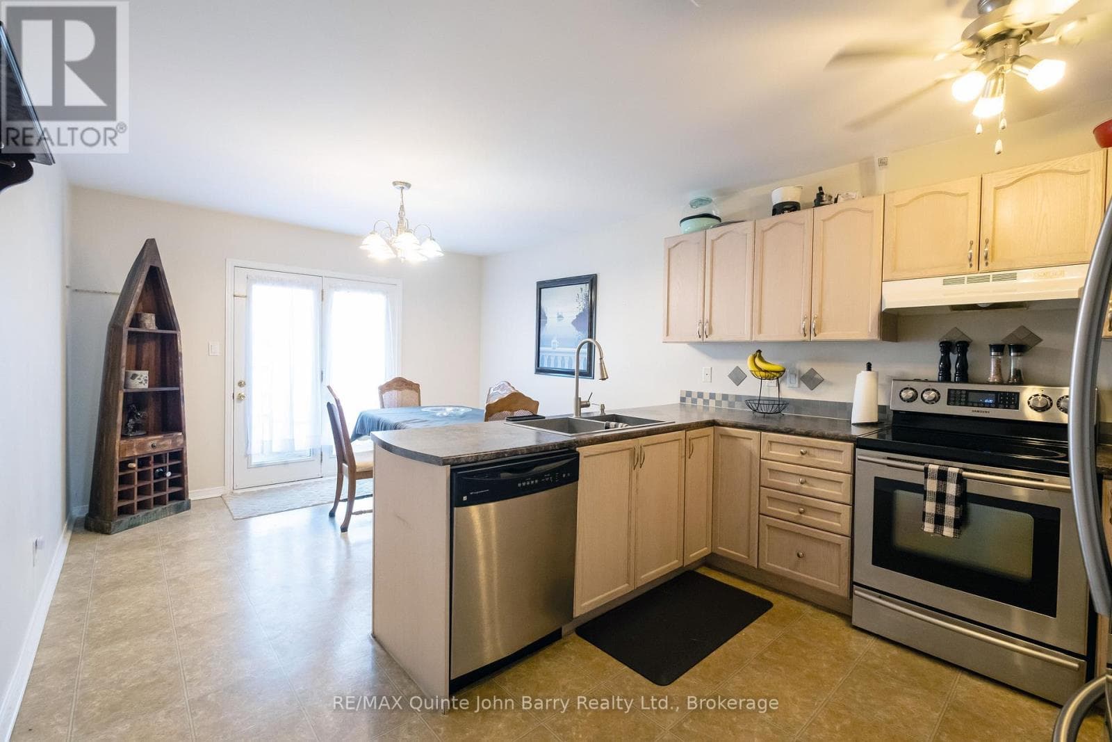 Single Family at 152 Nicholas Street, Quinte West (Murray Ward), Ontario - Photo 9 - RE/MAX Garden City Realty
