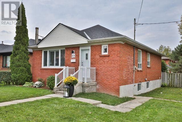 17 Loney Avenue