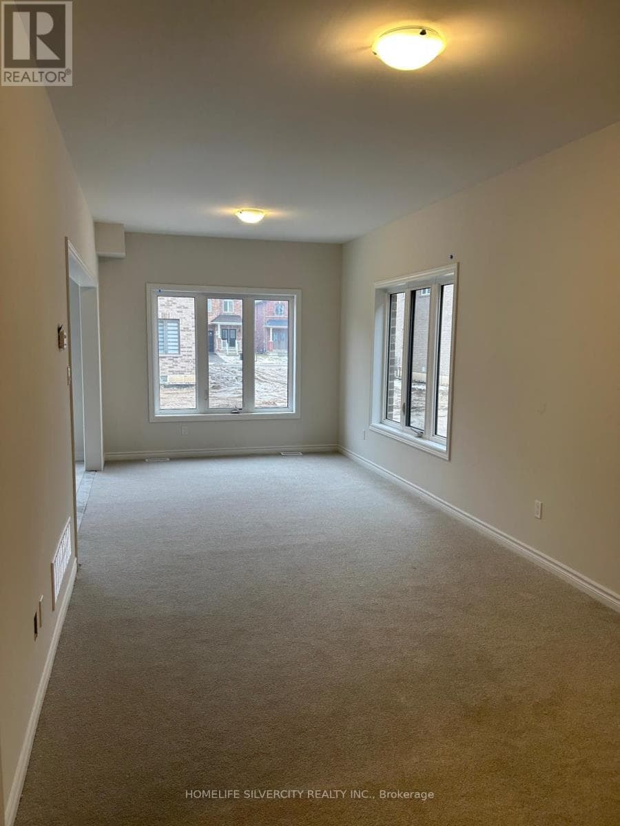 Single Family at 76 Baker Street, Thorold (Thorold Downtown), Ontario - Photo 4 - RE/MAX Garden City Realty