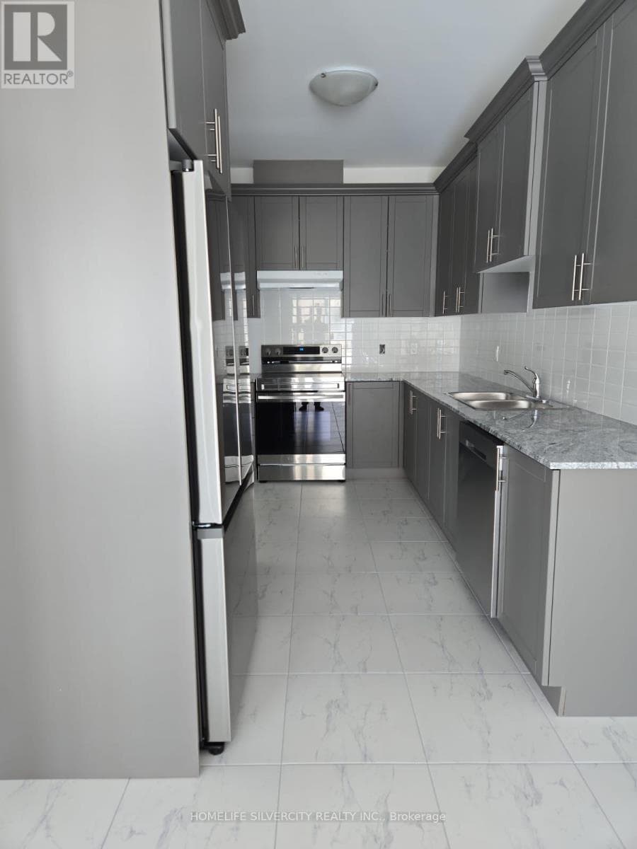 Single Family at 76 Baker Street, Thorold (Thorold Downtown), Ontario - Photo 6 - RE/MAX Garden City Realty