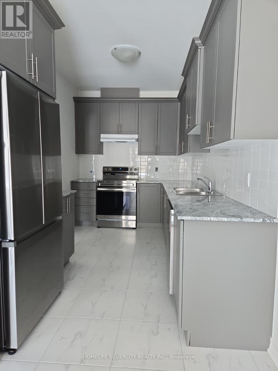 Single Family at 76 Baker Street, Thorold (Thorold Downtown), Ontario - Photo 7 - RE/MAX Garden City Realty