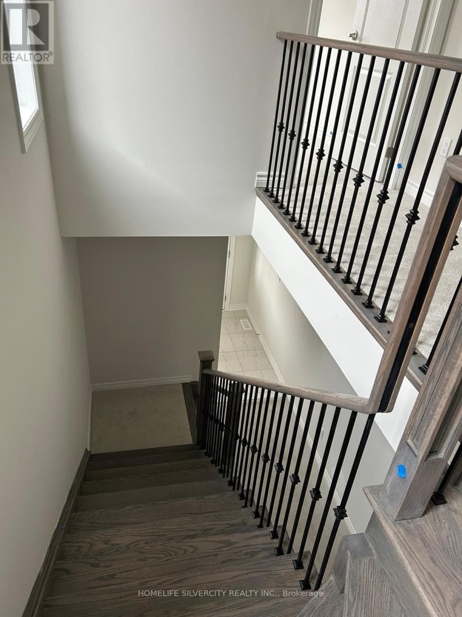 Single Family at 76 Baker Street, Thorold (Thorold Downtown), Ontario - Photo 9 - RE/MAX Garden City Realty