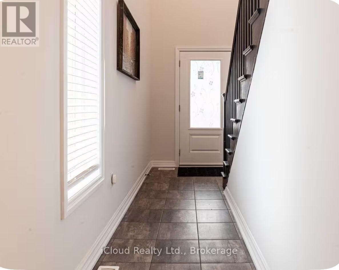 Single Family at 36- 4311 Mann Street, Niagara Falls (Lyons Creek), Ontario - Photo 3 - RE/MAX Garden City Realty