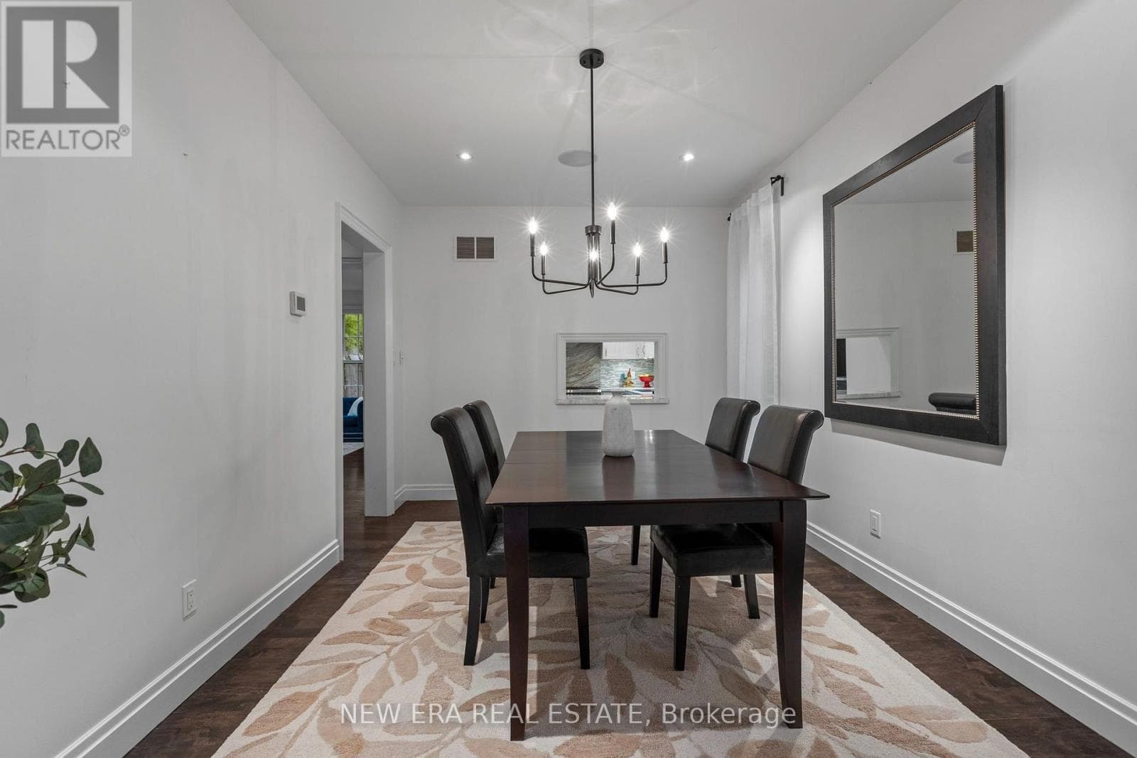 Single Family at 171 Glengrove Avenue, Toronto (Lawrence Park South), Ontario - Photo 6 - RE/MAX Garden City Realty