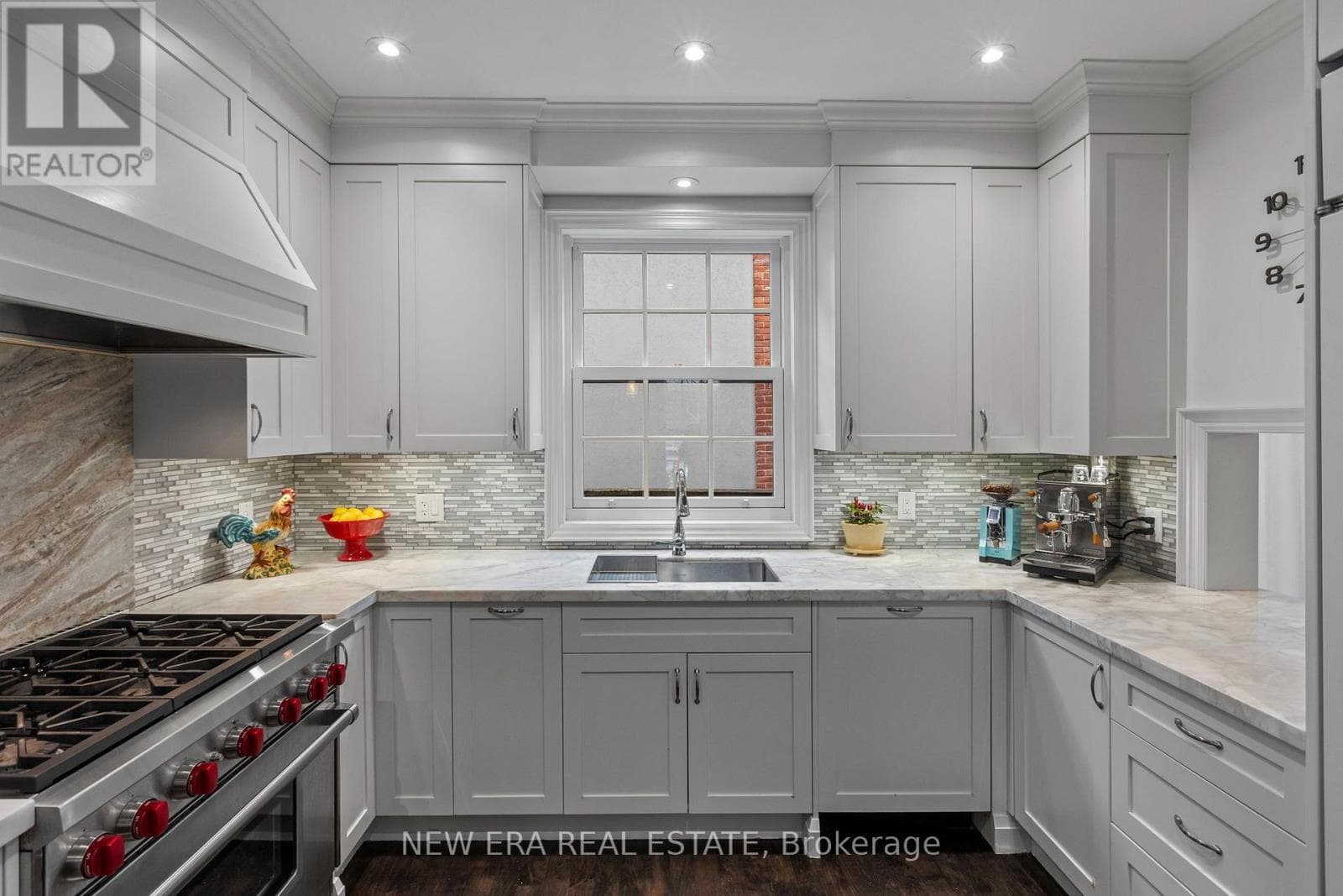 Single Family at 171 Glengrove Avenue, Toronto (Lawrence Park South), Ontario - Photo 7 - RE/MAX Garden City Realty