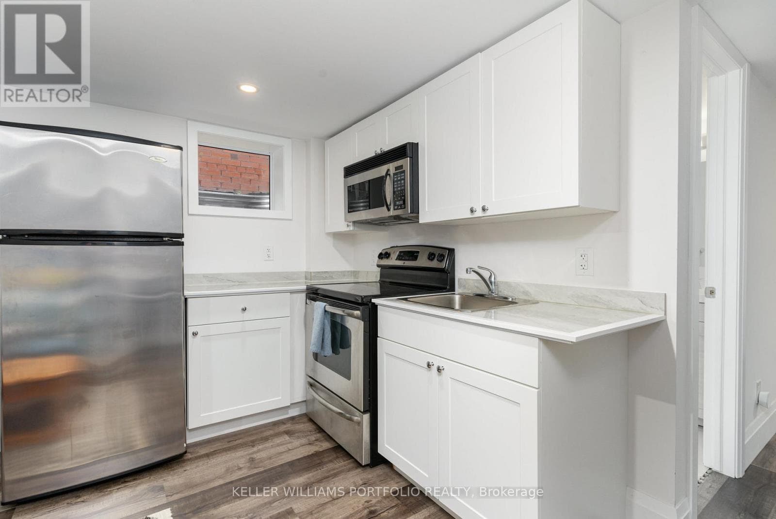 Single Family at Lower- 329 Runnymede Road, Toronto (High Park North), Ontario - Photo 9 - RE/MAX Garden City Realty