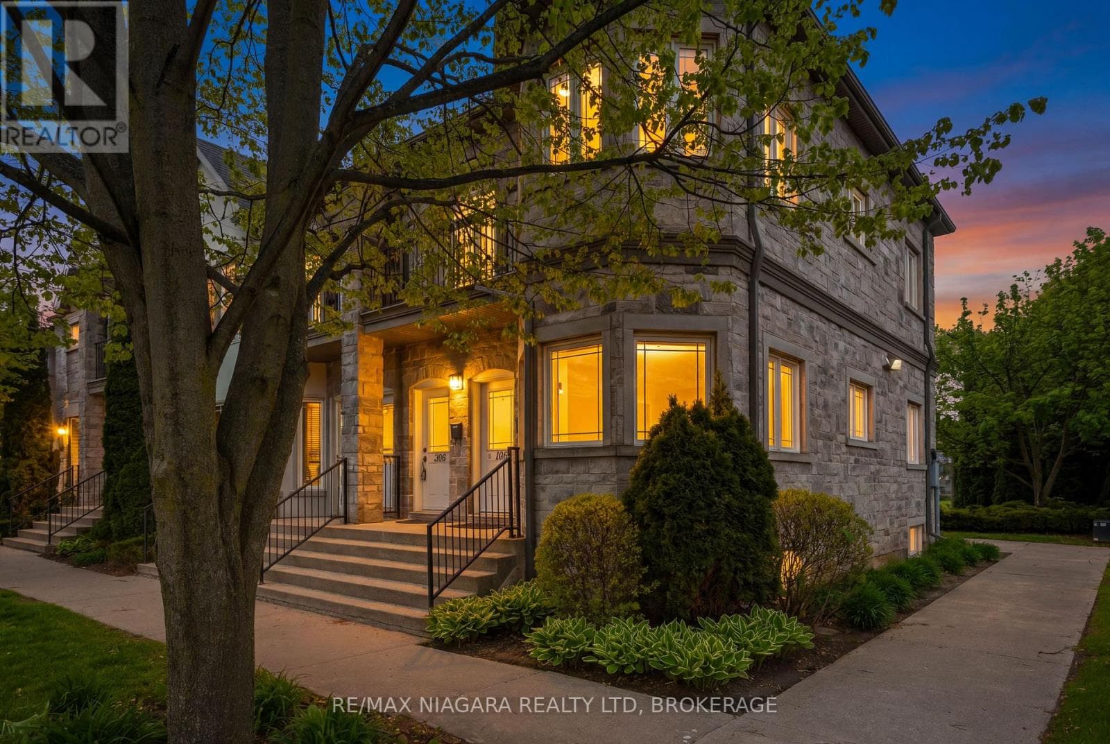 Single Family at 106- 6045 Dunn Street, Niagara Falls (Dorchester), Ontario - Photo 2 - RE/MAX Garden City Realty