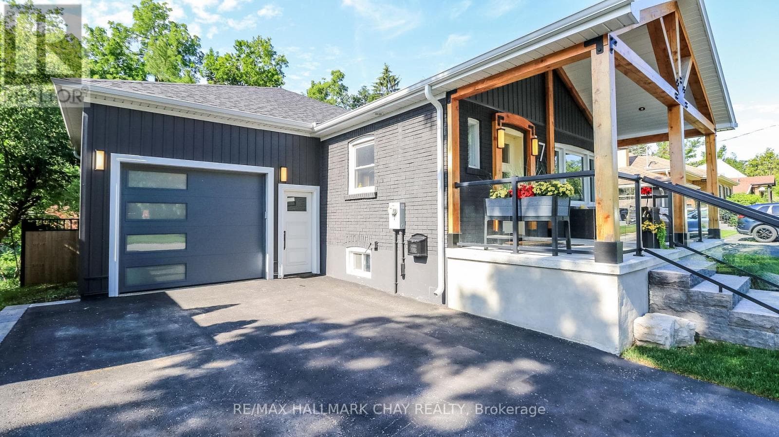 Single Family at 17 Bowman Avenue, Barrie (Codrington), Ontario - Photo 8 - RE/MAX Garden City Realty