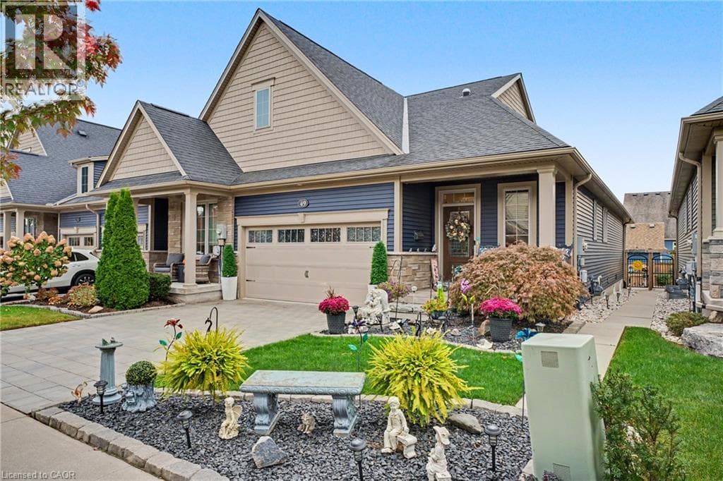 Single Family at 49 CAMPBELL Street, Thorold, Ontario - Photo 3 - RE/MAX Garden City Realty
