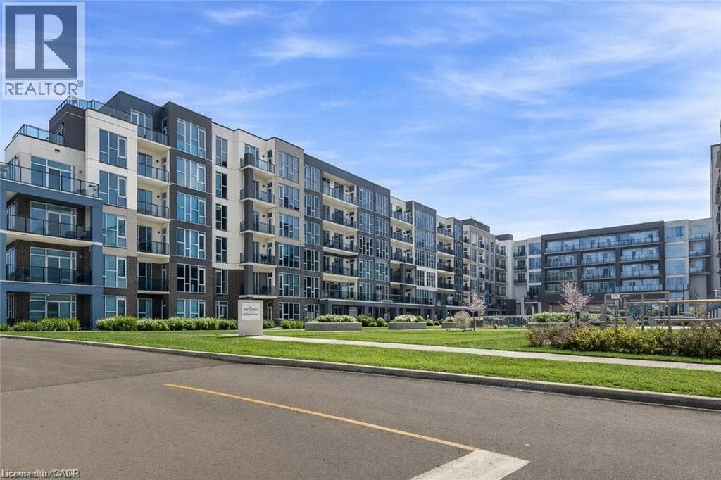 427- 16 CONCORD Place