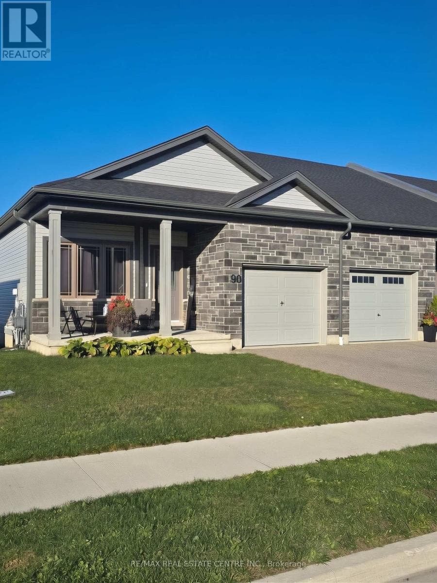 90 Cheryl Avenue