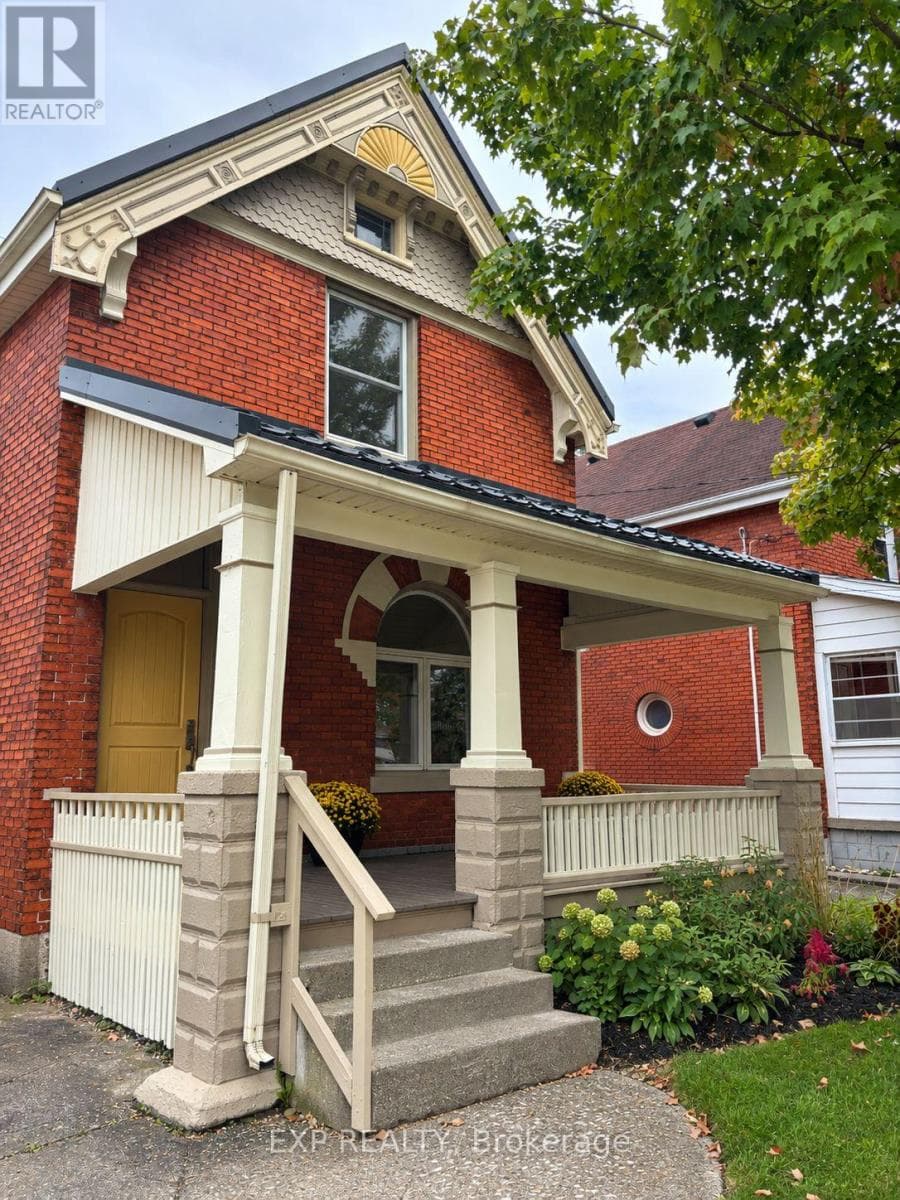 22 Hyatt Avenue