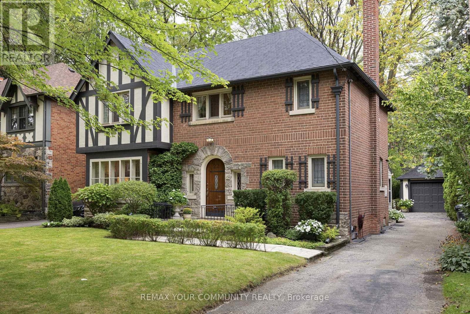 22 Belvedere Boulevard