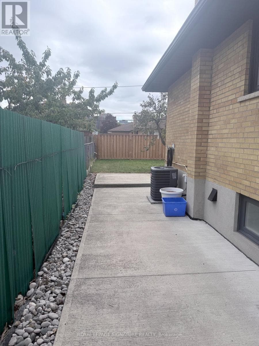 Single Family at Lower- 40 Summerfield Crescent, Toronto (Eringate-Centennial-West Deane), Ontario - Photo 3 - RE/MAX Garden City Realty