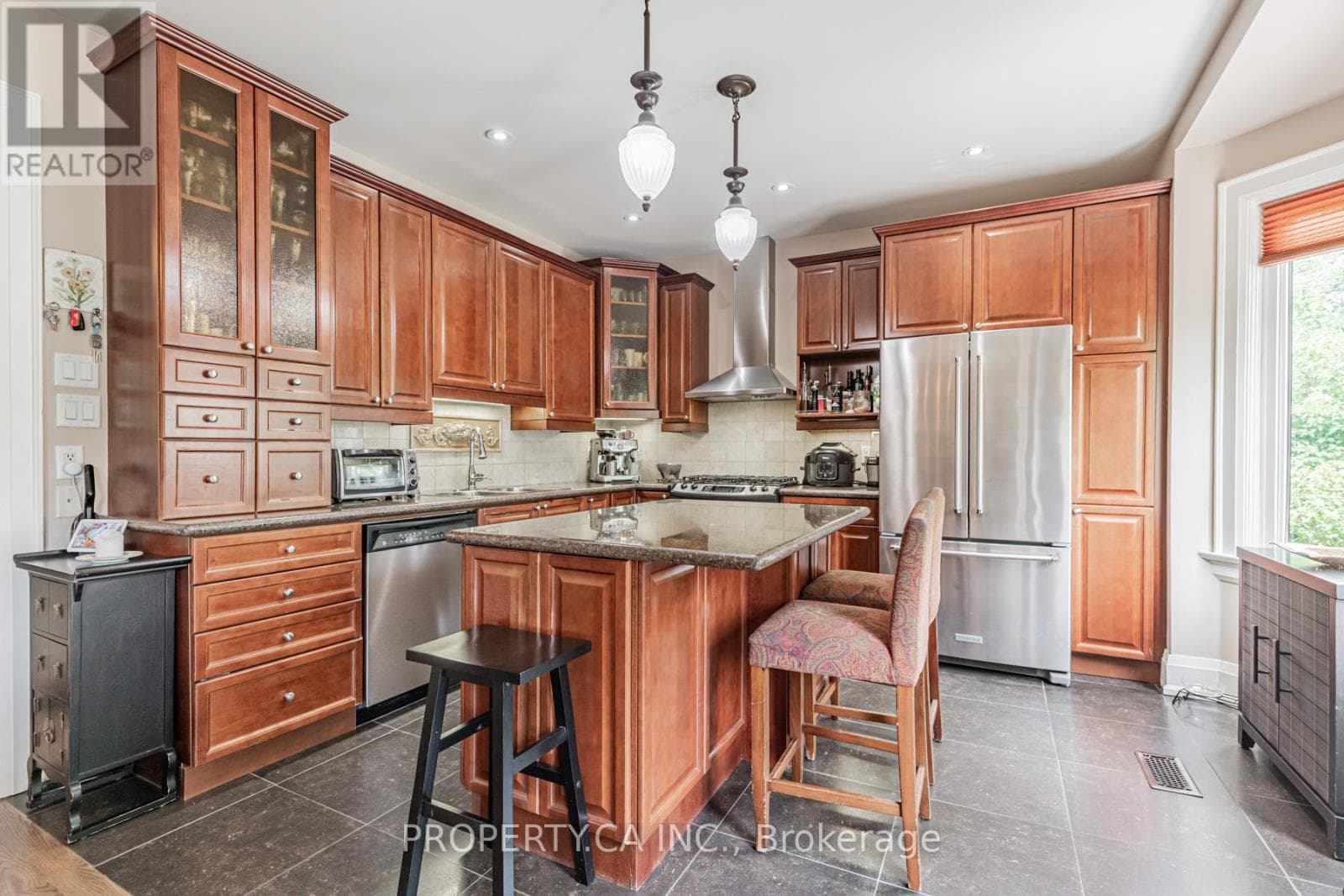 Single Family at Upper- 131 Gillard Avenue, Toronto (Greenwood-Coxwell), Ontario - Photo 4 - RE/MAX Garden City Realty