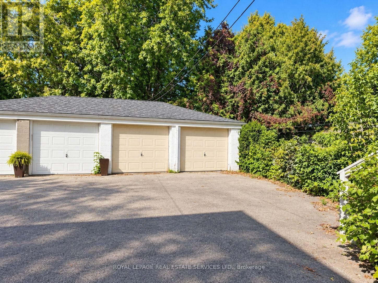 Single Family at 284 Glenforest Road, Toronto (Lawrence Park North), Ontario - Photo 5 - RE/MAX Garden City Realty